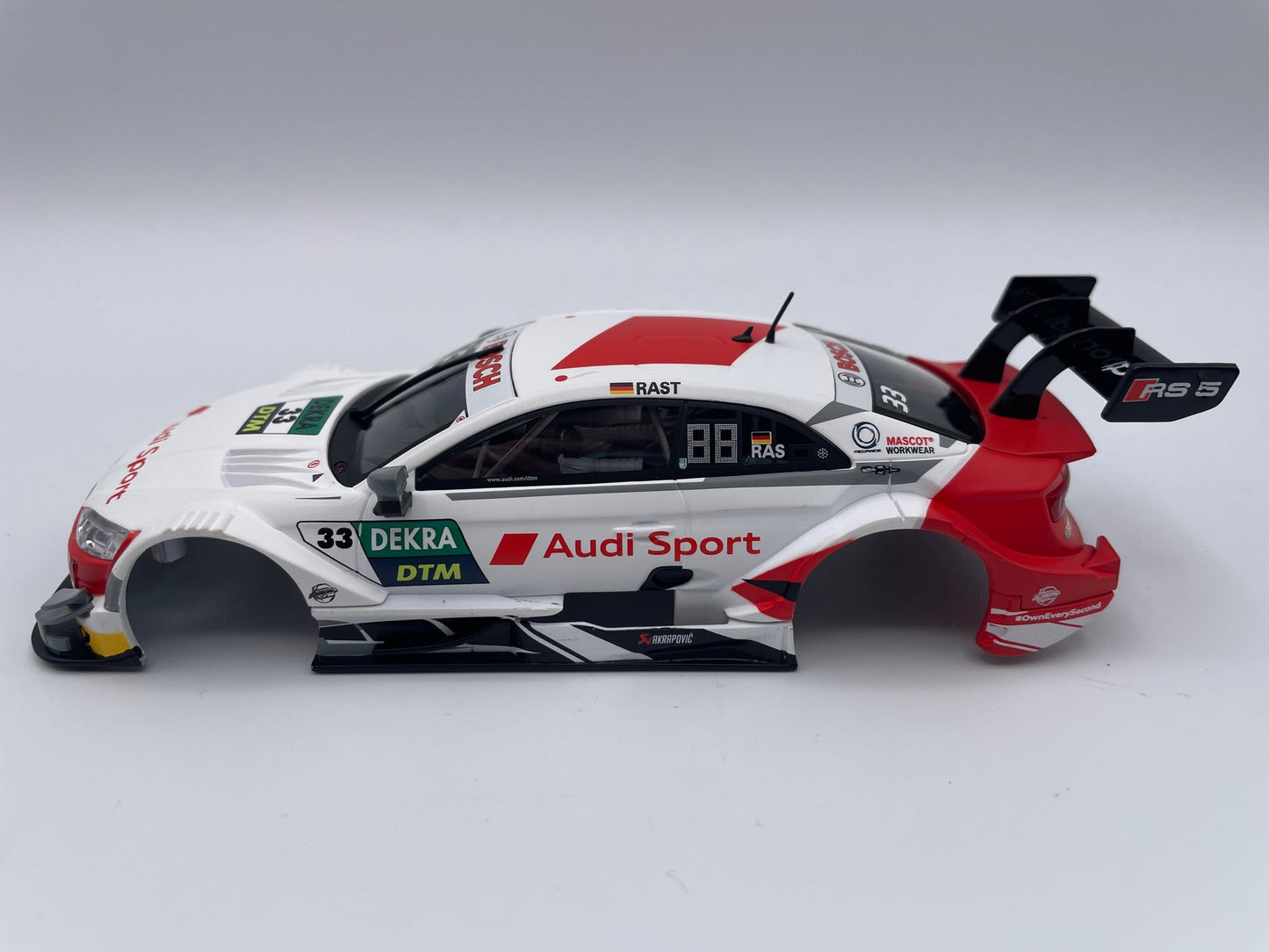 Carrera 132 | Body Shell | Audi RS 5 DTM / Turbo DTM | 33 Audi Sport | 30935 / 27634