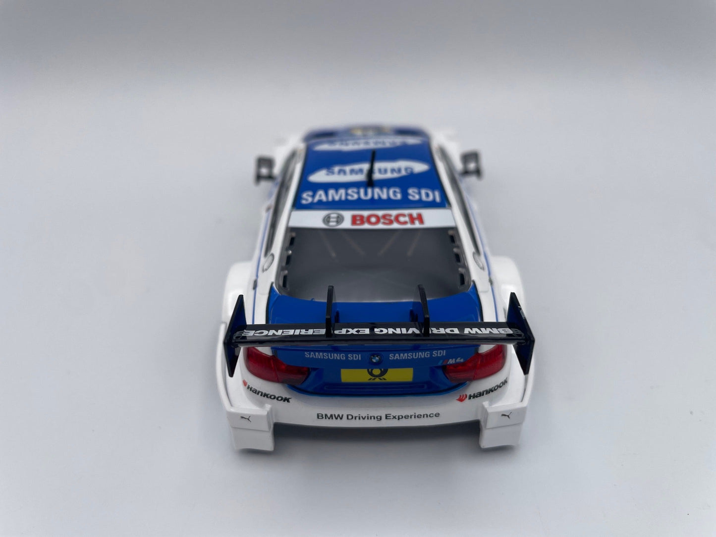 Carrera 132 | Body Shell | BMW M4 DTM | 36 Samsung | 30835 / 27571