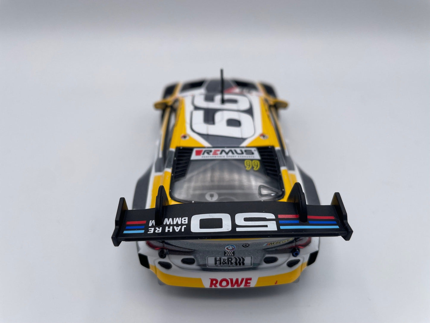 Carrera 132 | Body Shell | BMW M4 GT3 | #99 ROWE Racing | 27797