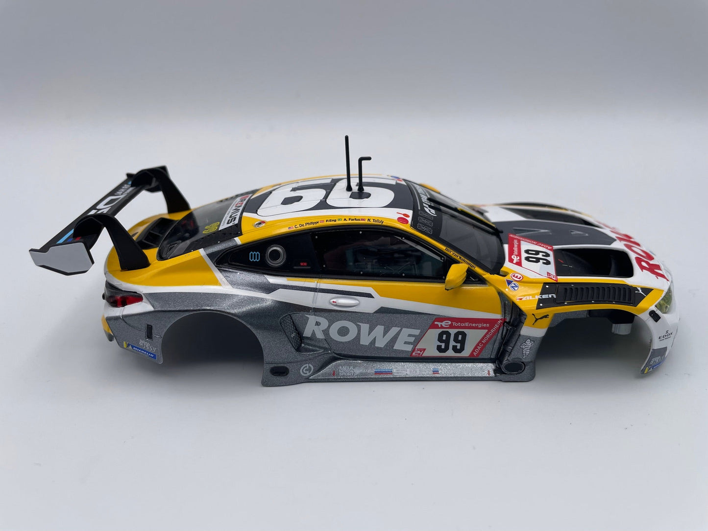 Carrera 132 | Body Shell | BMW M4 GT3 | #99 ROWE Racing | 27797
