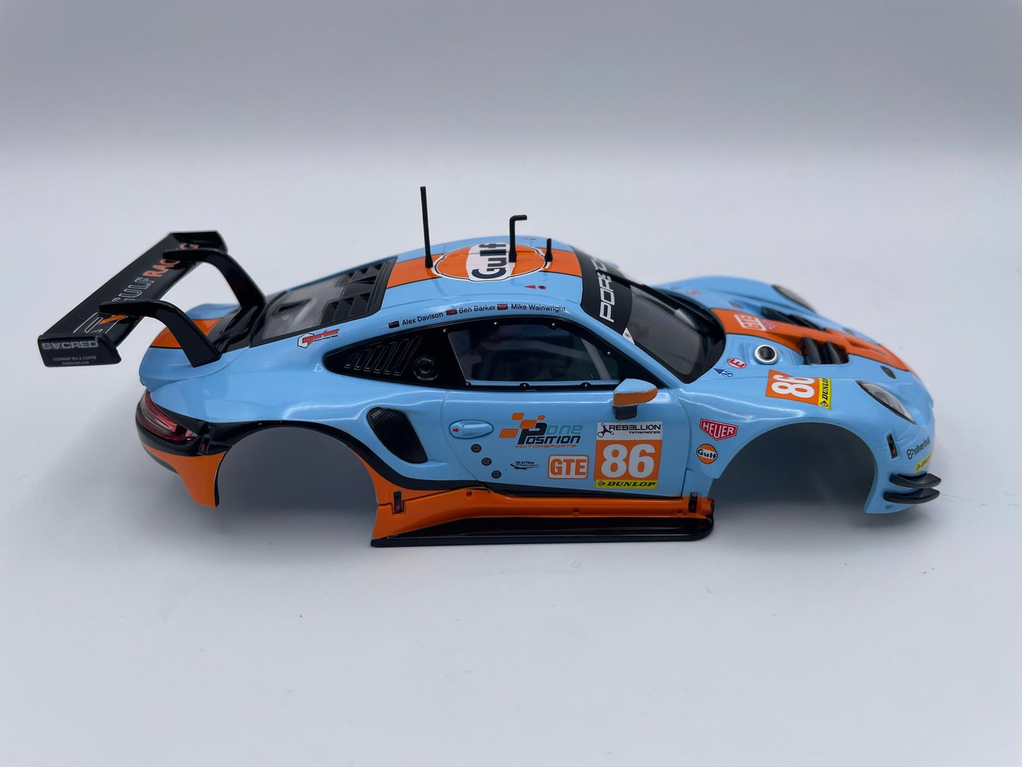 Carrera 132 | Body Shell | Porsche 911 RSR / GT3 Cup | 86 Gulf Racing UK | 32019 / 27780