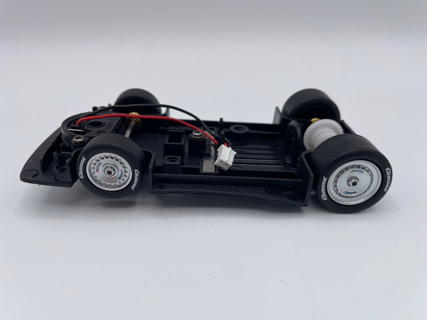 Carrera 132 | Rolling Chassis Assembly | Lancia Beta Montecarlo Turbo