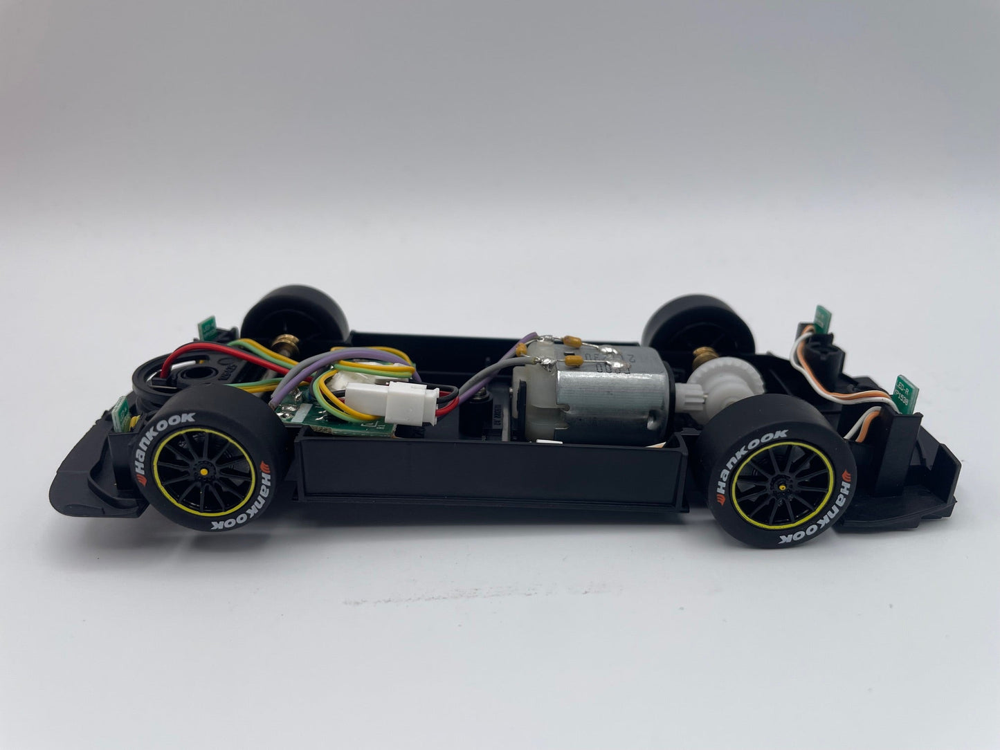 Carrera Evolution | Complete Chassis Assembly | Mercedes - AMG C 63 DTM