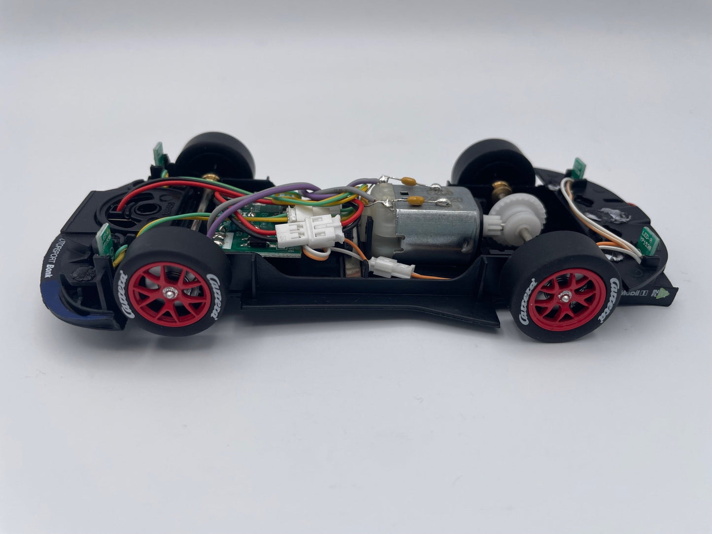 Carrera Evolution | Complete Chassis Assembly | Porsche 911 GT3 Cup | #54 CarTech Motorsport Bonk | 27799