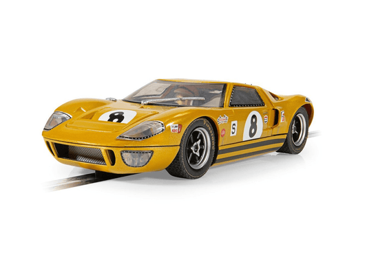Scalextric | Ford GT40 Mk I | 8 T. J. Drury - BOAC 1968 | C4495