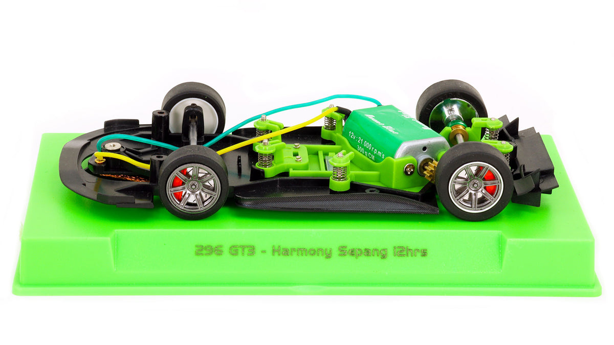 Avant Slot | Ferrari 296 GT3 | #33 33R Harmony Racing | 52311 | 1/32 Scale Slot Car