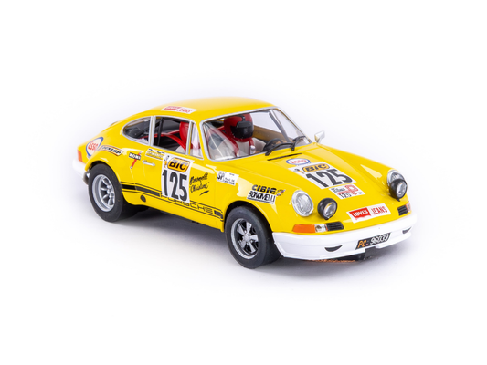 Fly | Porsche 911 S 2.4 | #125 Christine Beckers | Limited Edition | A2122 | 1/32 Slot Car