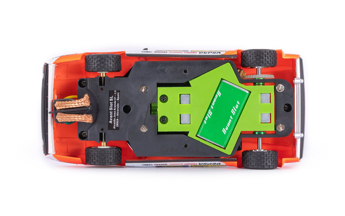 Avant Slot | Ferrari 308 GTB 4V | #343 Marlboro Michelotto | 51411 | 1/32 Scale Slot Car
