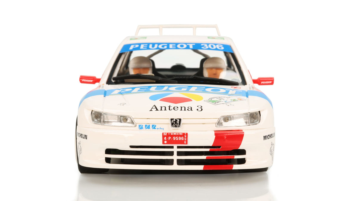 Avant Slot | Peugeot 306 Maxi | #11 Peugeot Sport España | 52805 | 1/32 Scale Slot Car