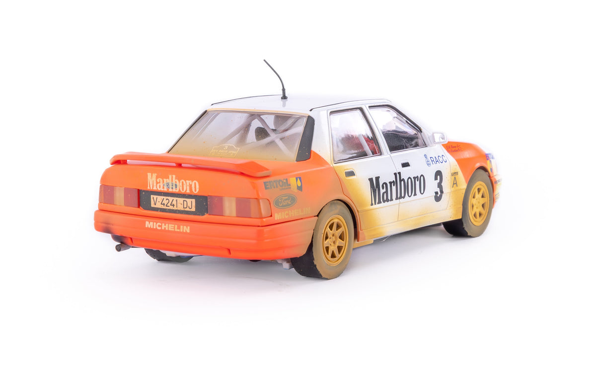 Fly | Ford Sierra RS Cosworth 4x4 | #3 Marlboro | Dirt Effect | A2107AR | 1/32 Slot Car
