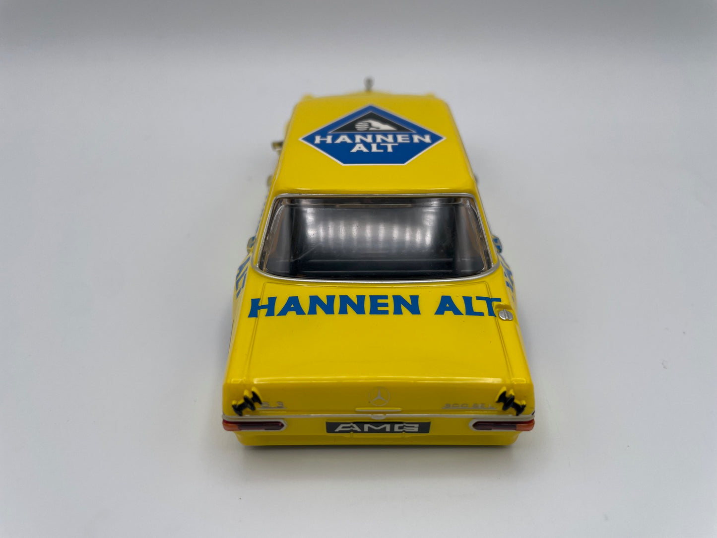 Carrera 132 | Body Shell | Mercedes-Benz 300 SEL 6.3 AMG | 31037 / 27713 | 1/32 Slot Car Parts