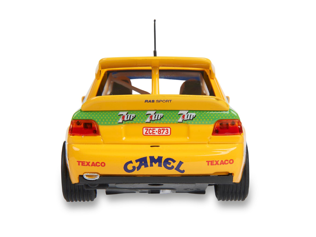 SCX Classic | Ford Escort RS Cosworth | #2 Camel 7UP | U10609 | 1/32 Slot Car