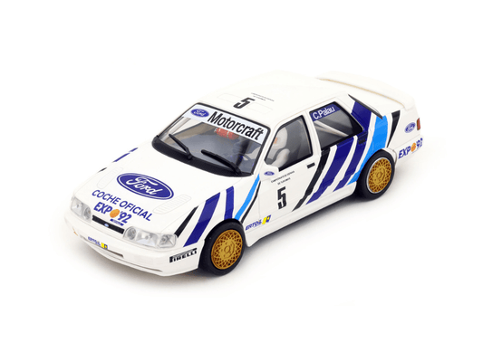 Avant Slot | Ford Sierra RS Cosworth 4x4 | 5 Wolf Racing | 52503 | 1/32 Scale Slot Car