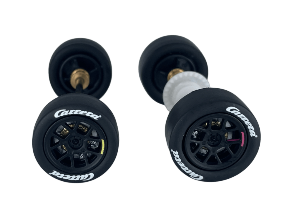 Carrera 132 | Axle Assembly - Front & Rear | Aston Martin Vantage AMR GT3 Evo | 1/32 Slot Car Parts