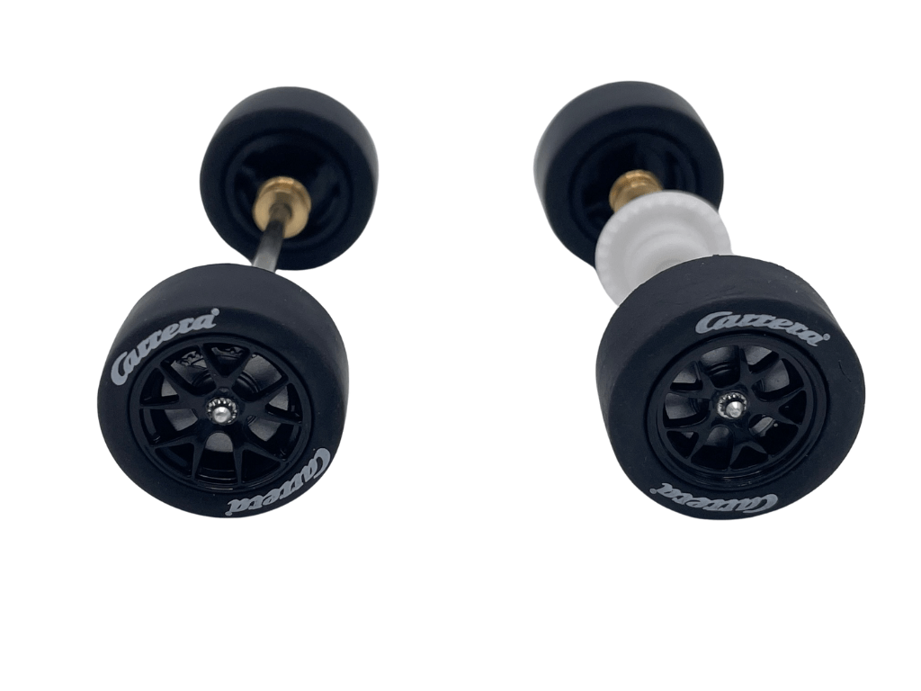 Carrera 132 | Axle Assembly - Front & Rear | Porsche 911 GT3 R | Black Wheels