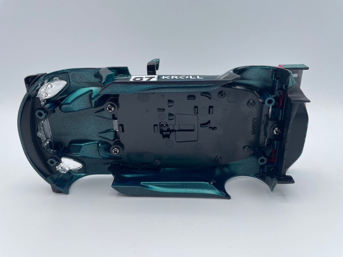 Carrera 132 | Body Shell | Aston Martin Vantage AMR GT3 Evo | 32069 / 27804 | 1/32 Slot Car Parts