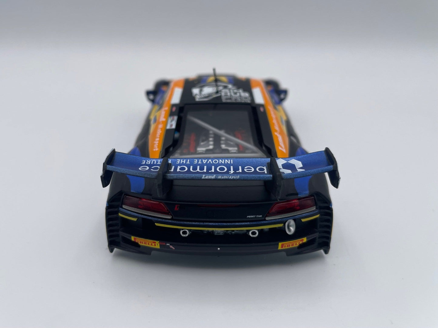 Carrera 132 | Body Shell | Audi R8 LMS GT3 Evo II | 32072 / 27826 | 1/32 Slot Car Parts