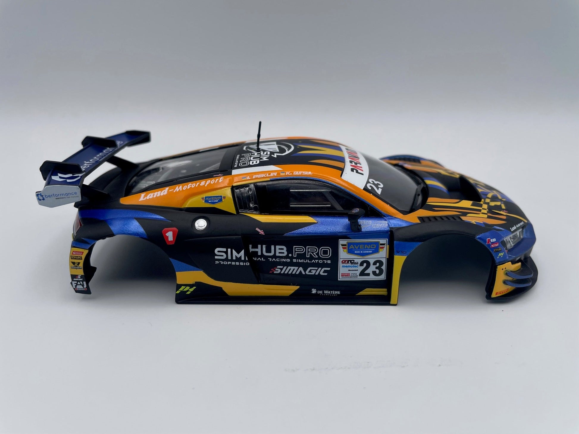 Carrera 132 | Body Shell | Audi R8 LMS GT3 Evo II | 32072 / 27826 | 1/32 Slot Car Parts