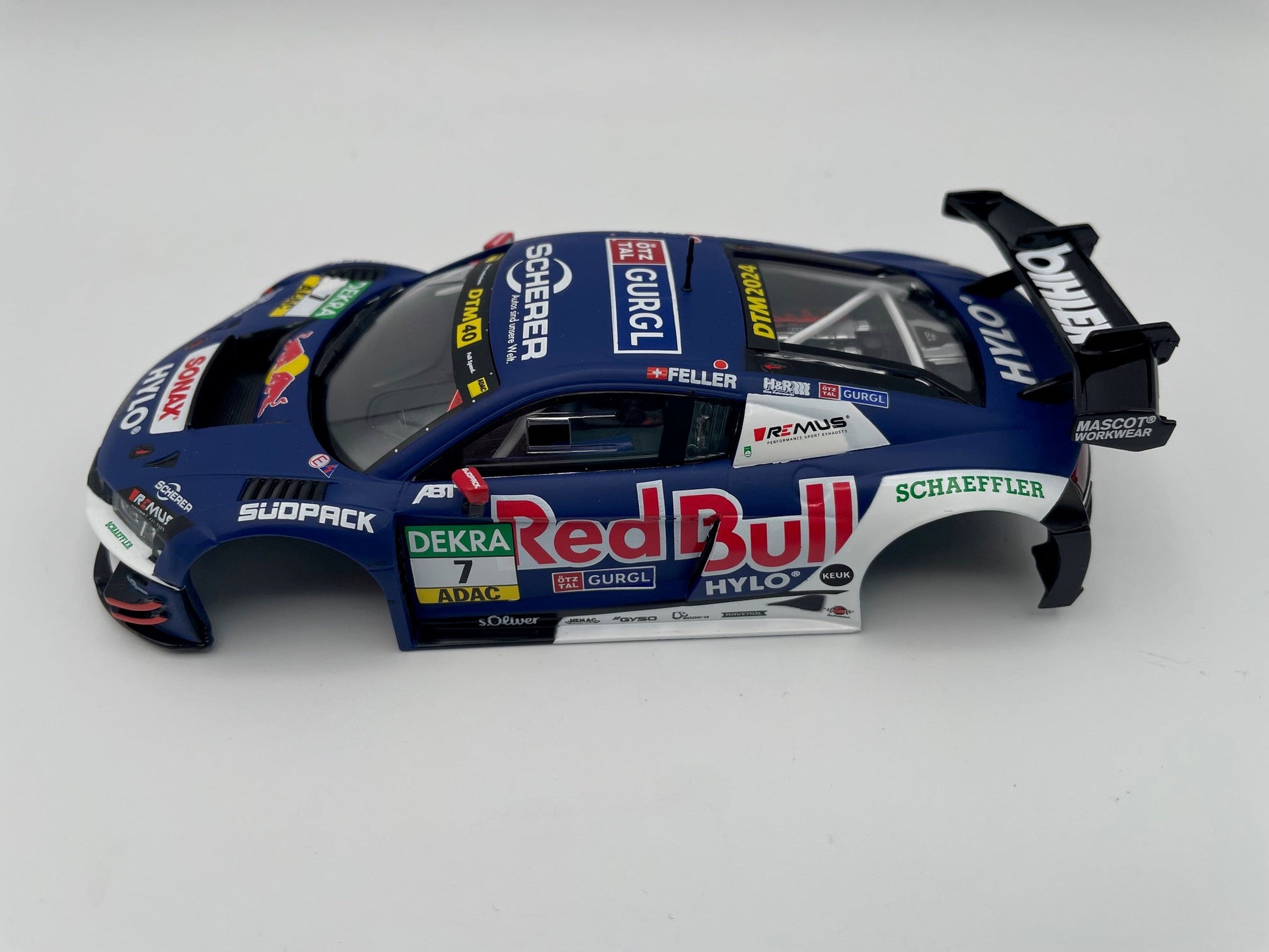 Carrera 132 | Body Shell | Audi R8 LMS GT3 Evo II | #7 Abt Sportsline Red Bull - DTM 2024 | 27801