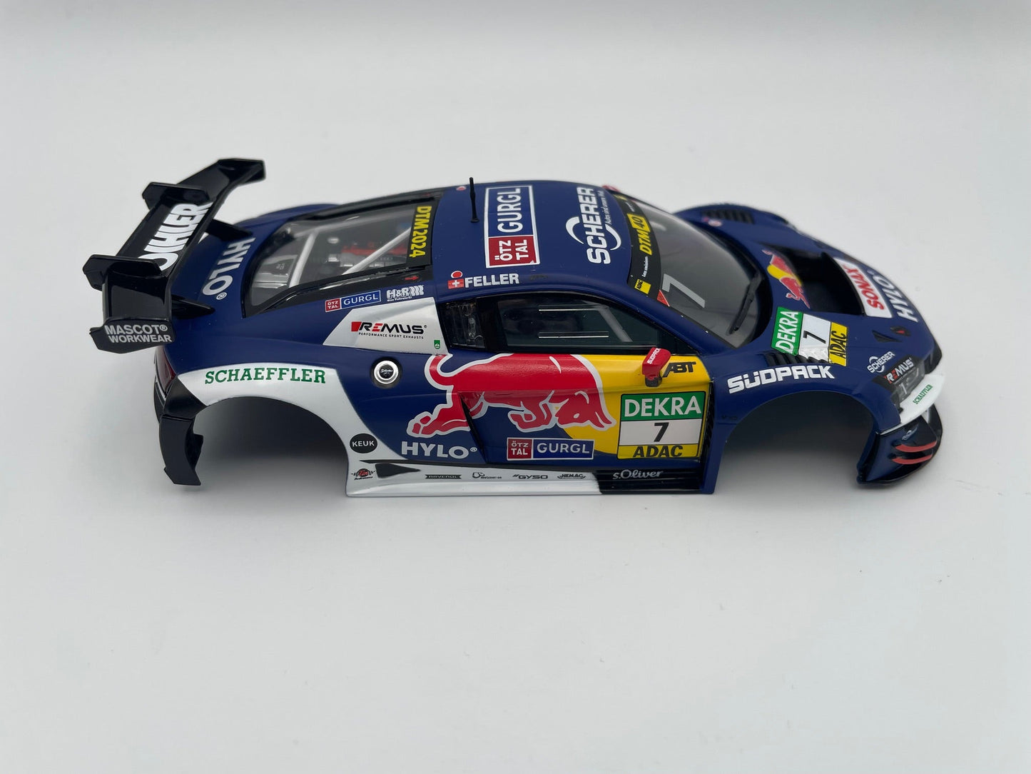 Carrera 132 | Body Shell | Audi R8 LMS GT3 Evo II | #7 Abt Sportsline Red Bull - DTM 2024 | 27801