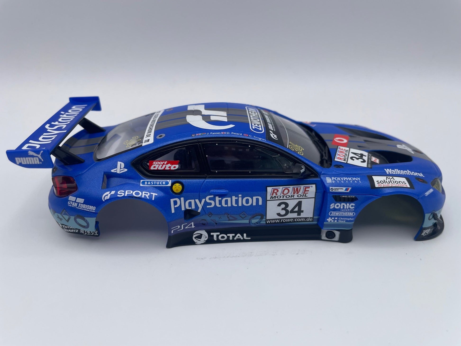 Carrera 132 | Body Shell | BMW M6 GT3 / GTLM | 34 PlayStation | 30984 / 27685