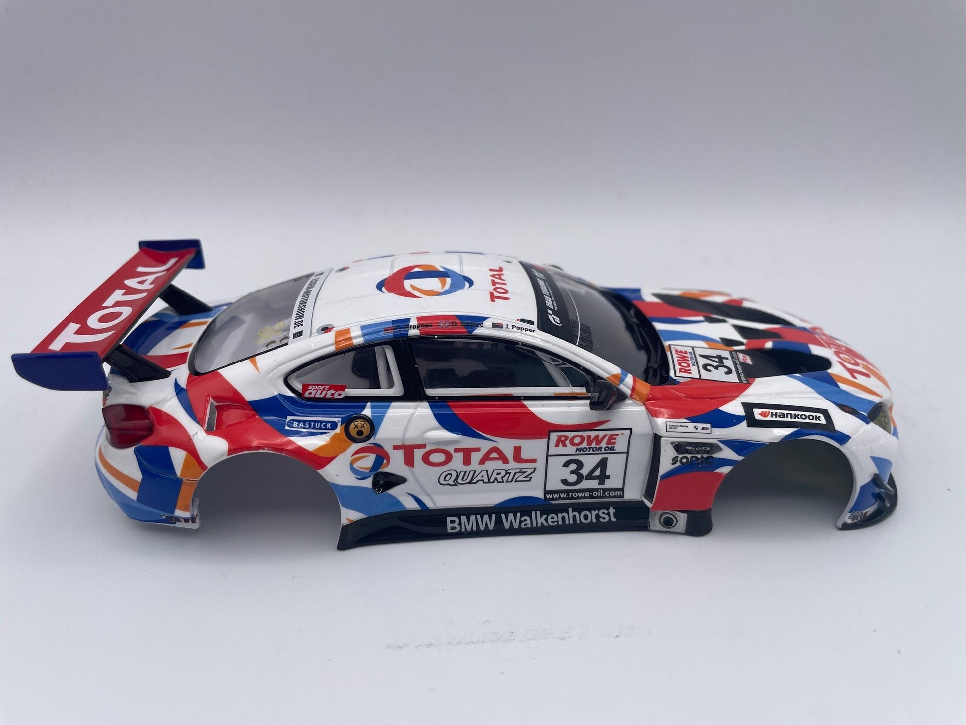 Carrera 132 | Body Shell | BMW M6 GT3 / GTLM | 34 Walkenhorst Motorsport | 31022 / 27698