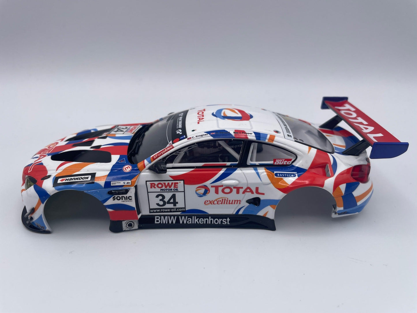 Carrera 132 | Body Shell | BMW M6 GT3 / GTLM | 34 Walkenhorst Motorsport | 31022 / 27698