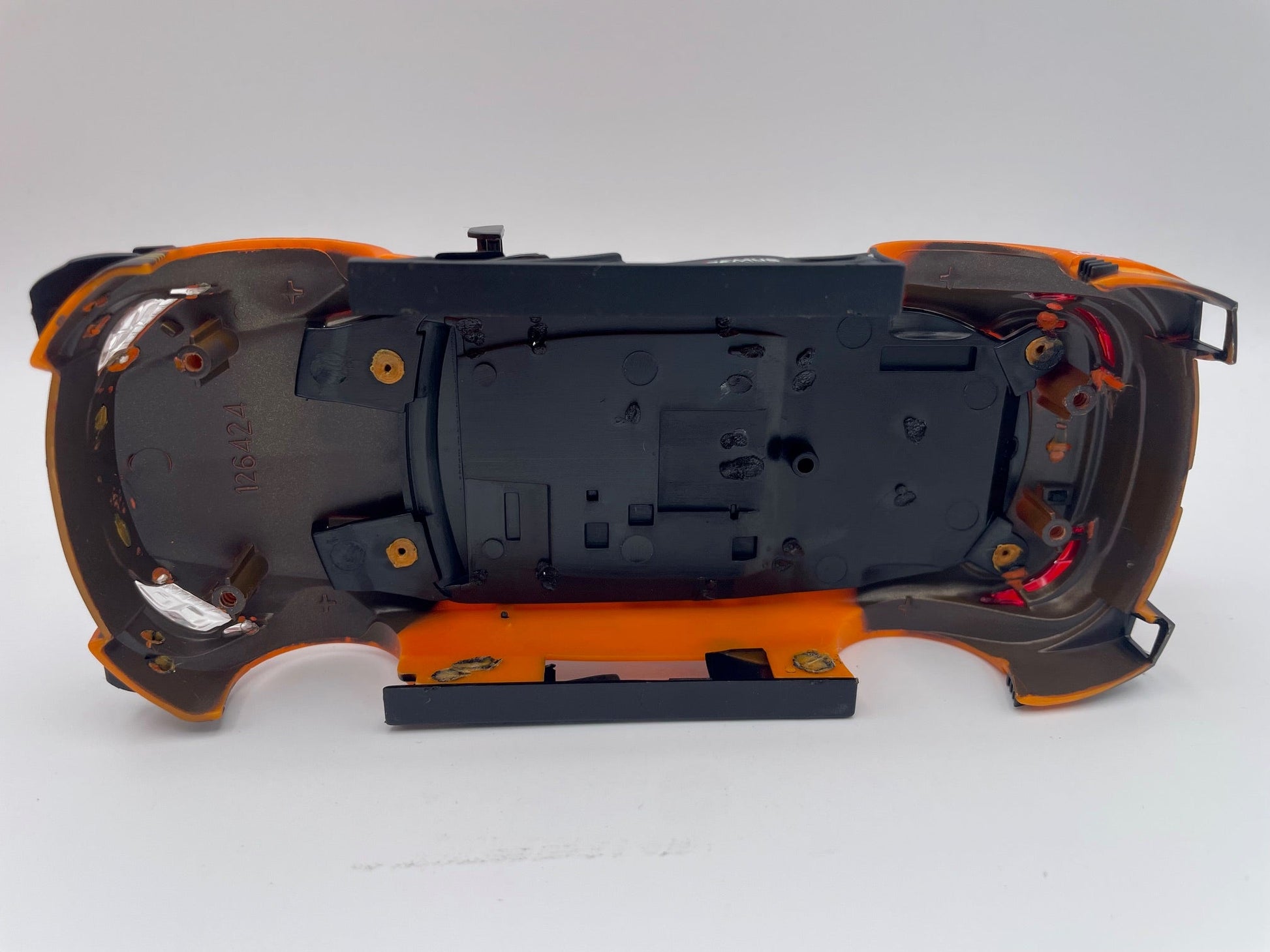 Carrera 132 | Body Shell | Mercedes - AMG C 63 DTM | 22 Silber Pfeil | 31018 / 27694