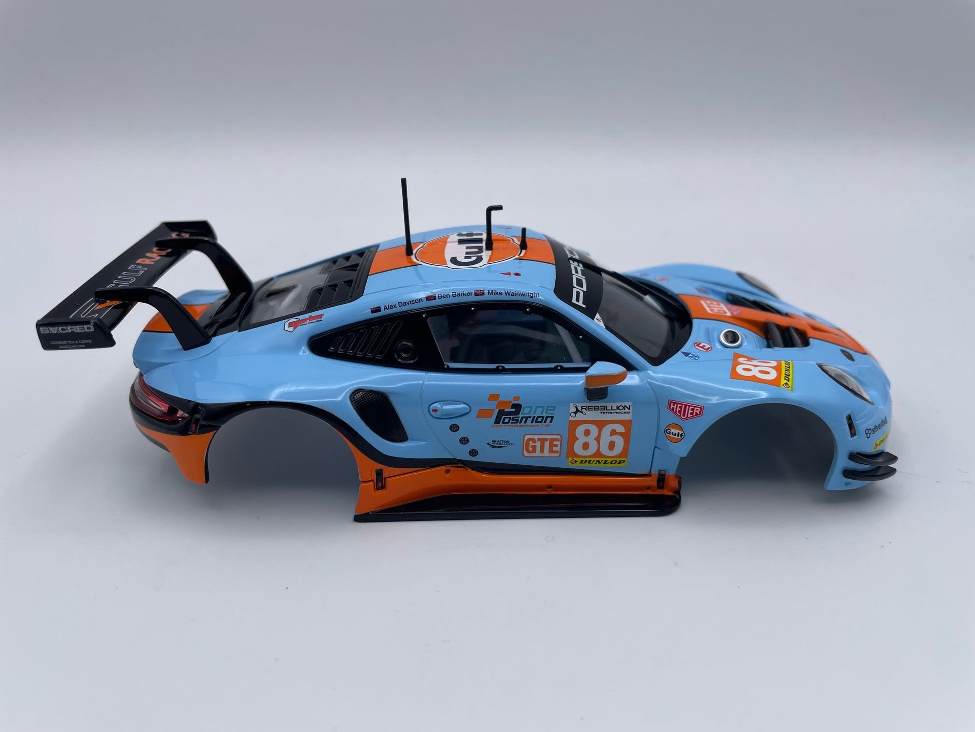 Carrera 132 | Body Shell | Porsche 911 RSR / GT3 Cup | 86 Gulf Racing UK | 32019 / 27780