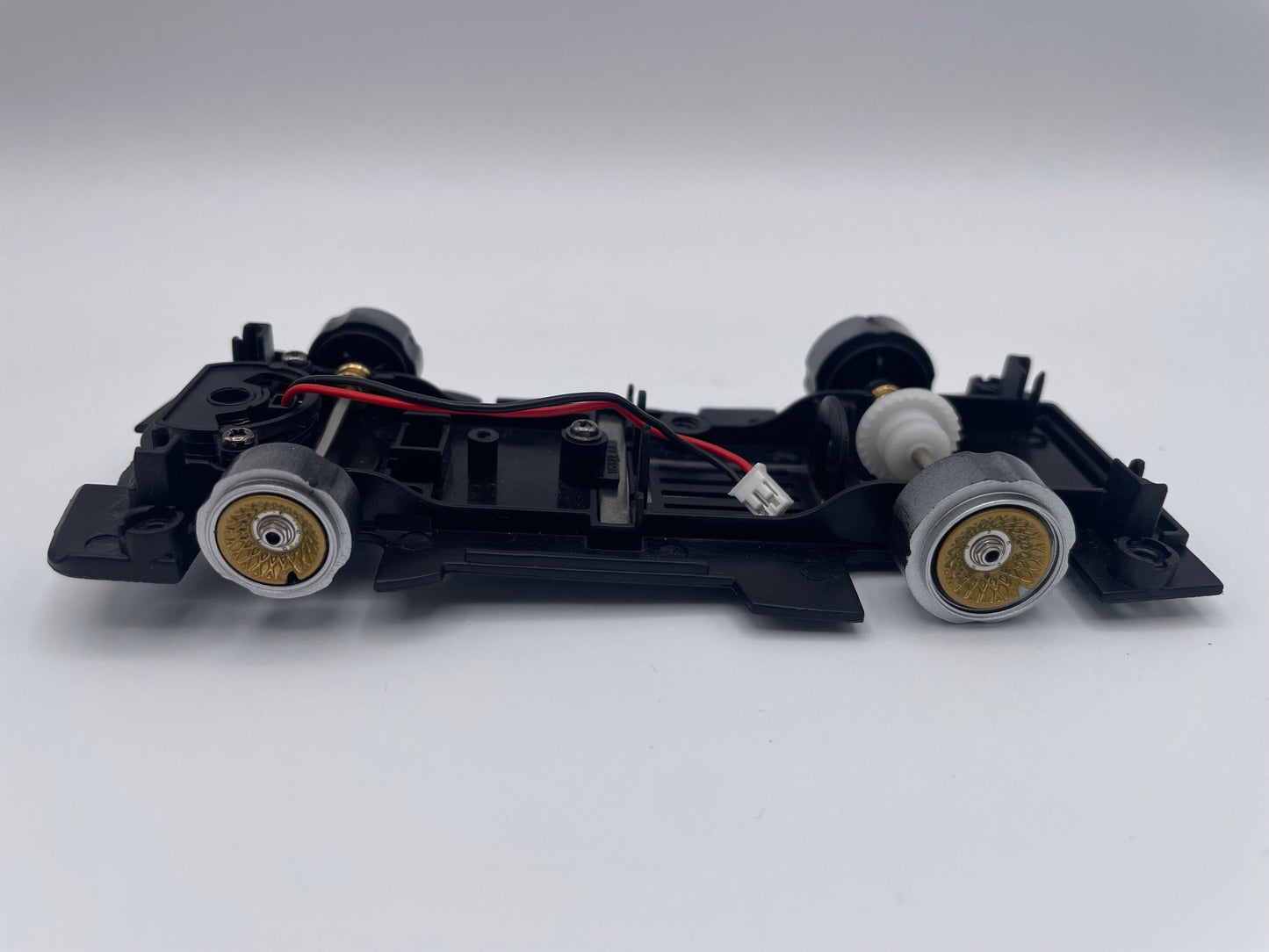 Carrera 132 | Rolling Chassis Assembly | BMW 320 Turbo