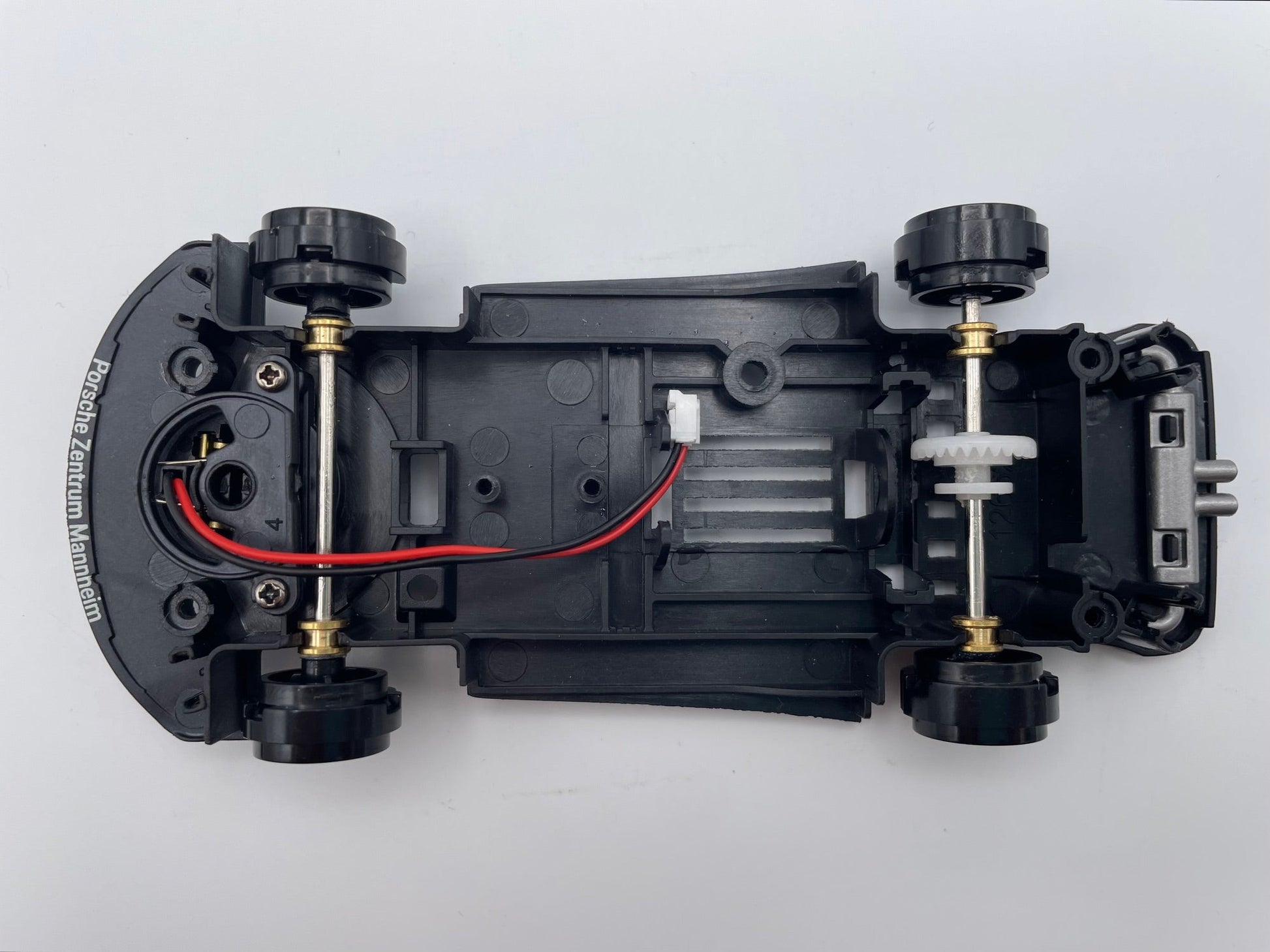 Carrera 132 | Rolling Chassis Assembly | Porsche 911 GT3 R
