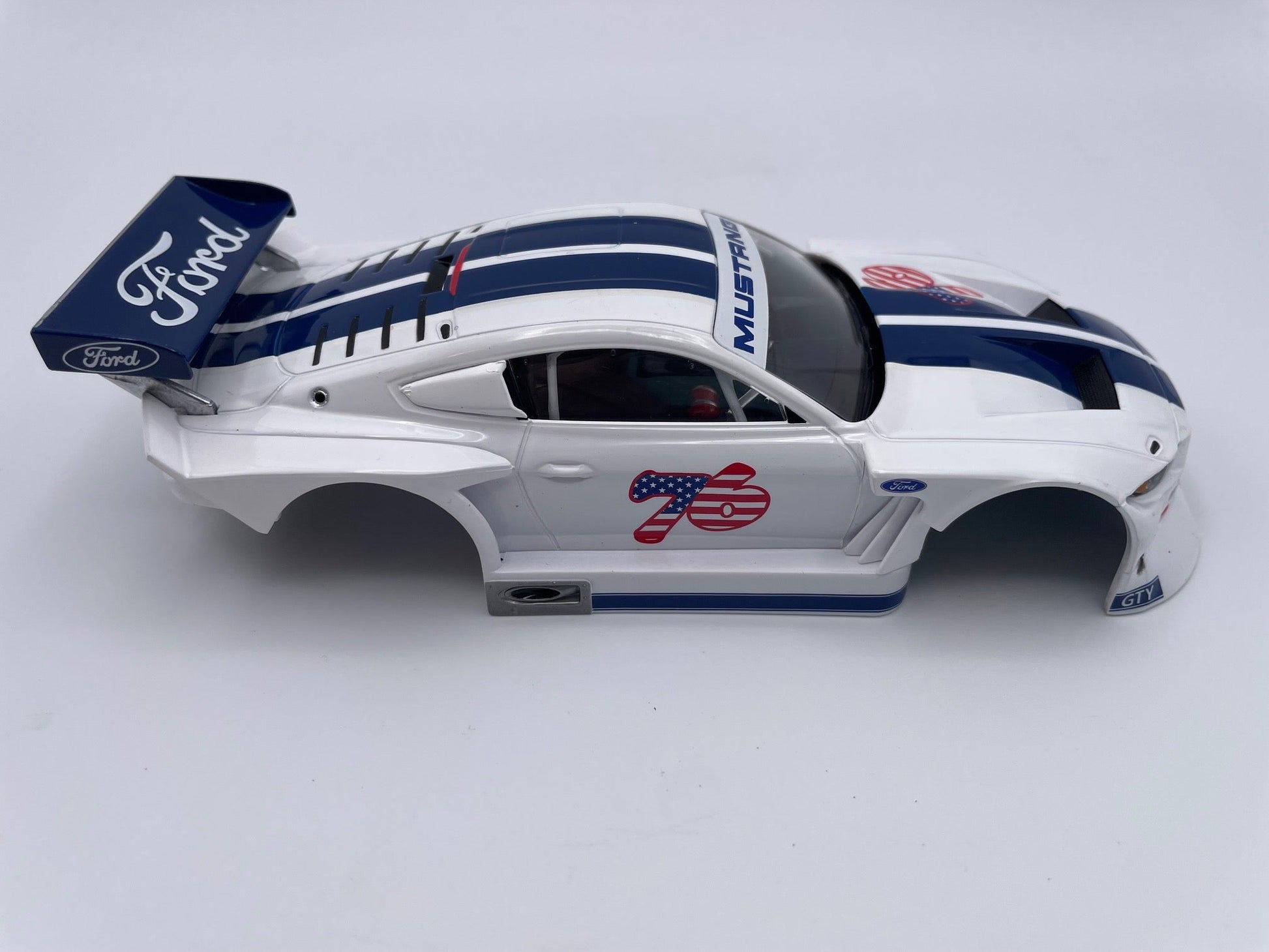 Carrera - Body Shell - Ford Mustang GTY - #76 White - 27752