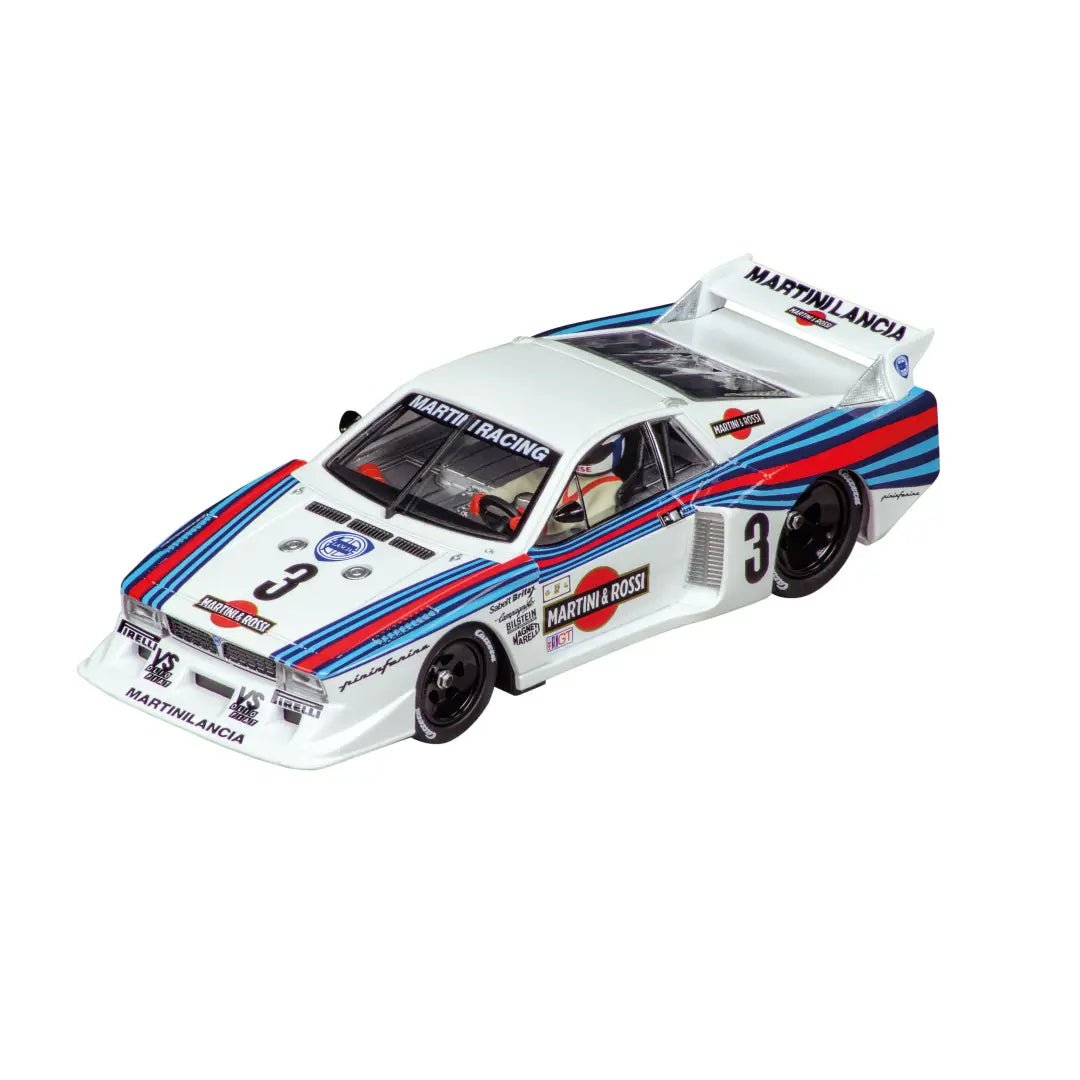 Carrera Digital 132 | Lancia Beta Montecarlo Turbo | #3 Martini & Rossi - Daytona 1981 | 31065