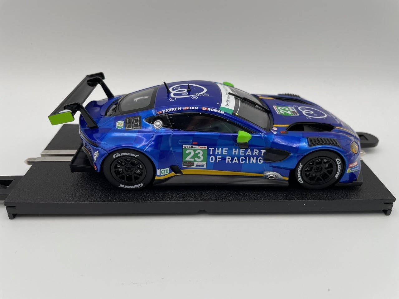 Carrera Evolution - Aston Martin Vantage GT3 - #23 Heart of Racing - WEC 2021 - 27676 Unboxed