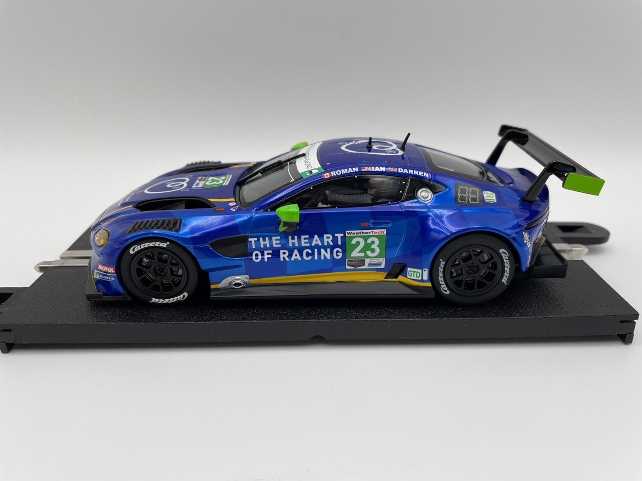 Carrera Evolution - Aston Martin Vantage GT3 - #23 Heart of Racing - WEC 2021 - 27676 Unboxed