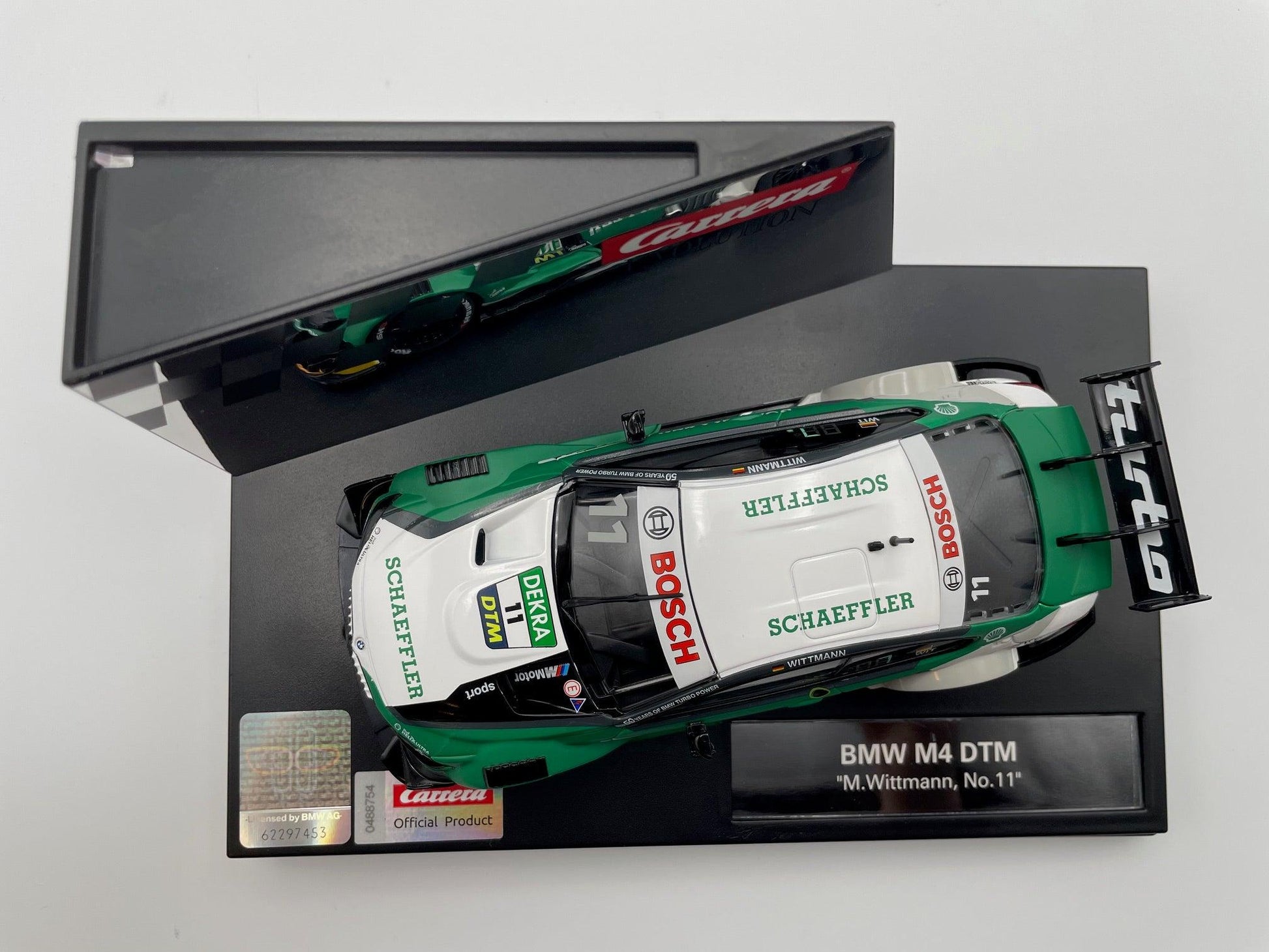 Carrera Evolution - BMW M4 DTM - #11 Schaeffler - DTM 2019 - 27635