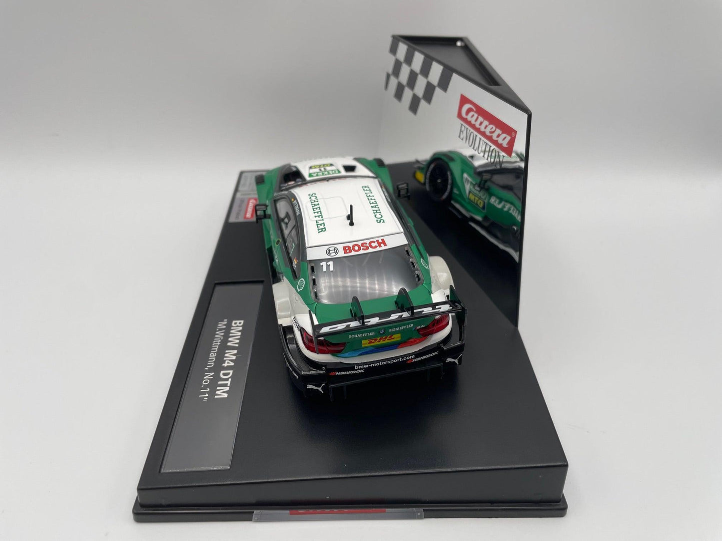 Carrera Evolution - BMW M4 DTM - #11 Schaeffler - DTM 2019 - 27635