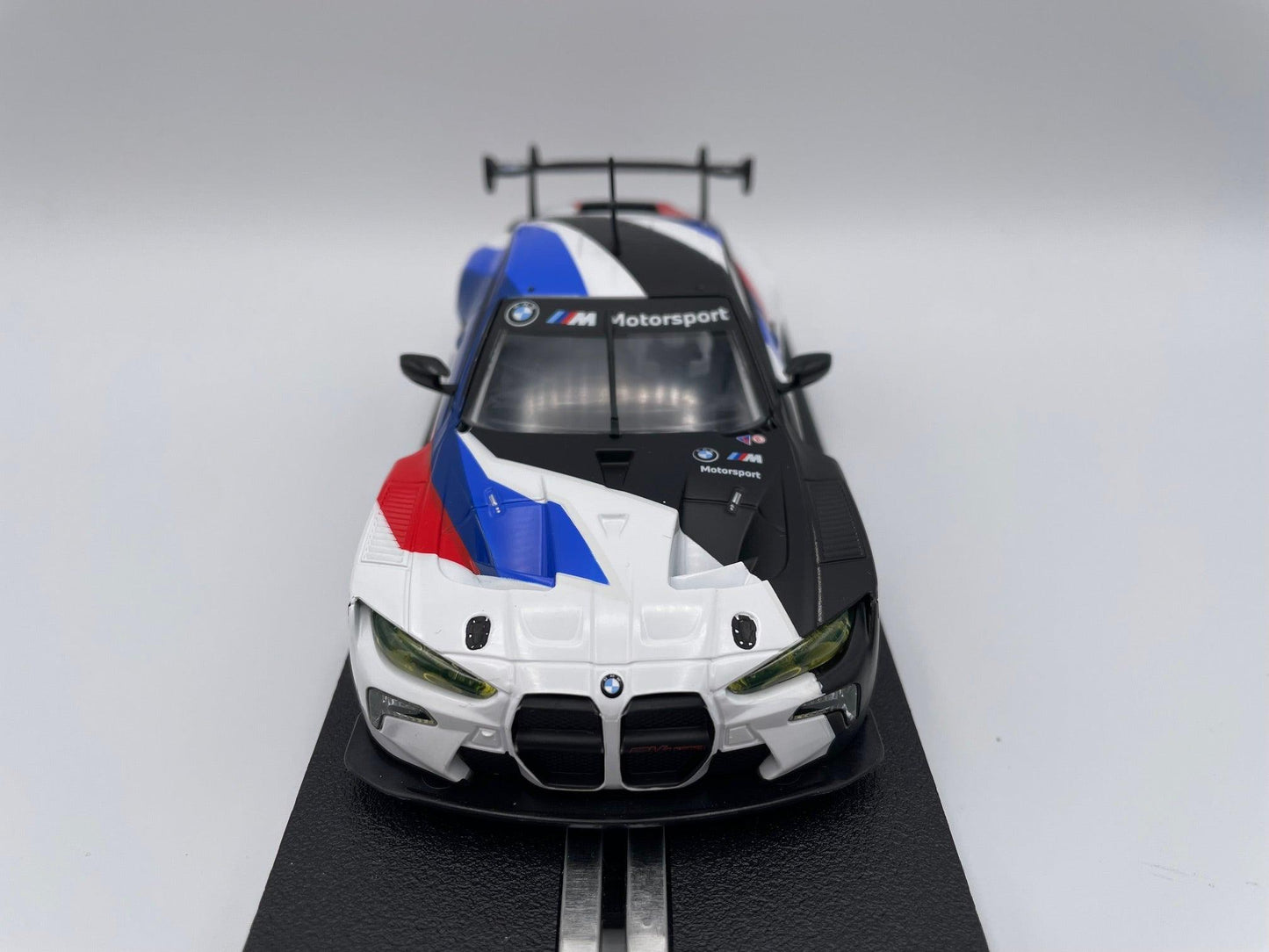 Carrera Evolution - BMW M4 GT3 - #1 BMW M Motorsport - 2021 - 27686 Unboxed