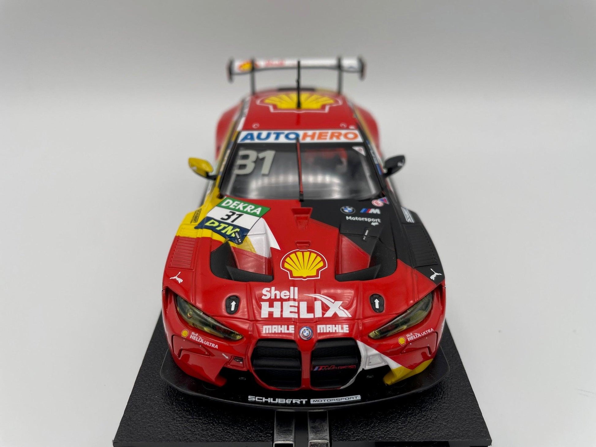 Carrera Evolution - BMW M4 GT3 - #31 Shell - DTM 2022 - 27746 Custom Build