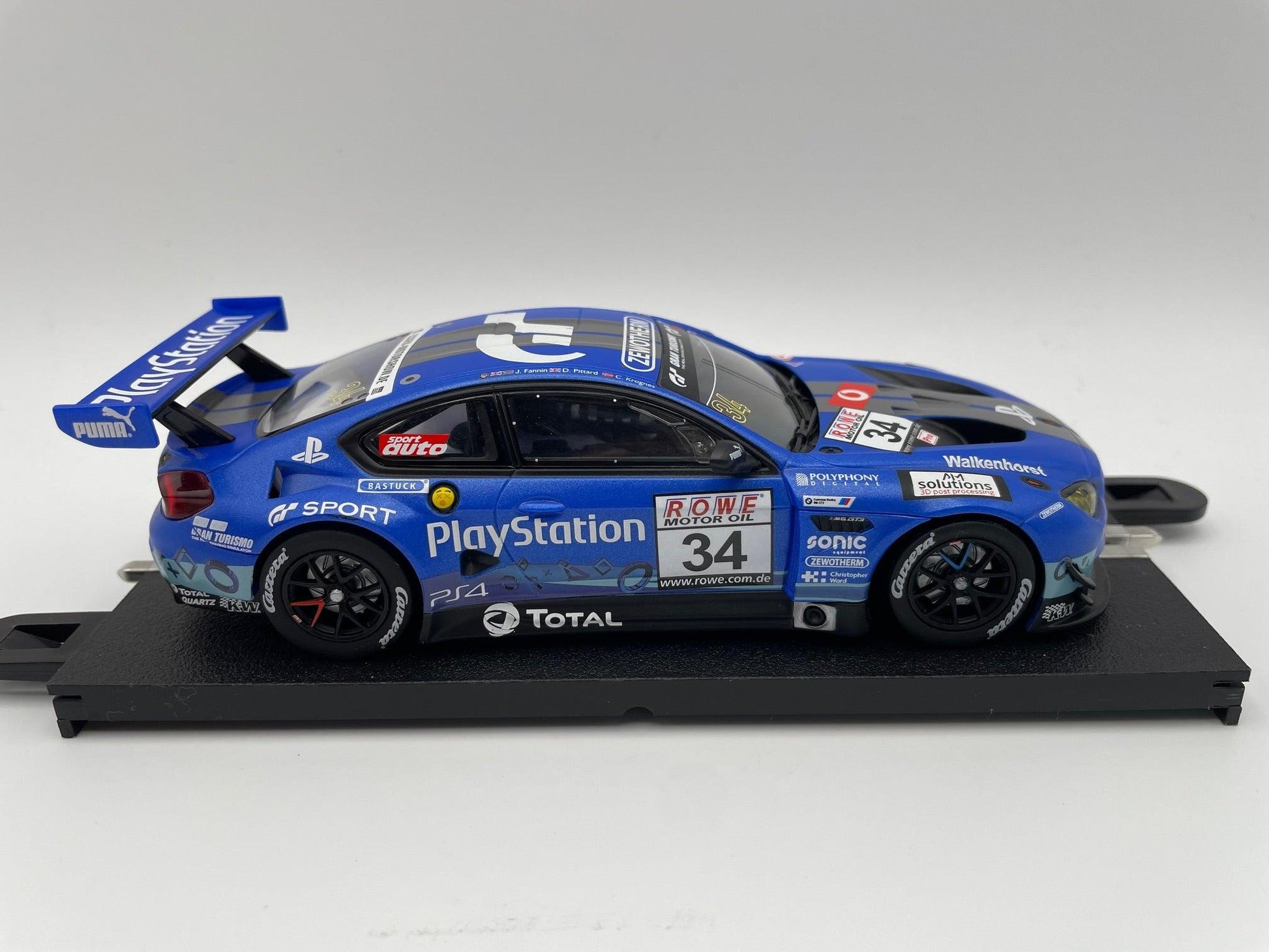 Carrera Evolution - BMW M6 GT3 - #34 PlayStation - 2019 - 27685 Unboxed