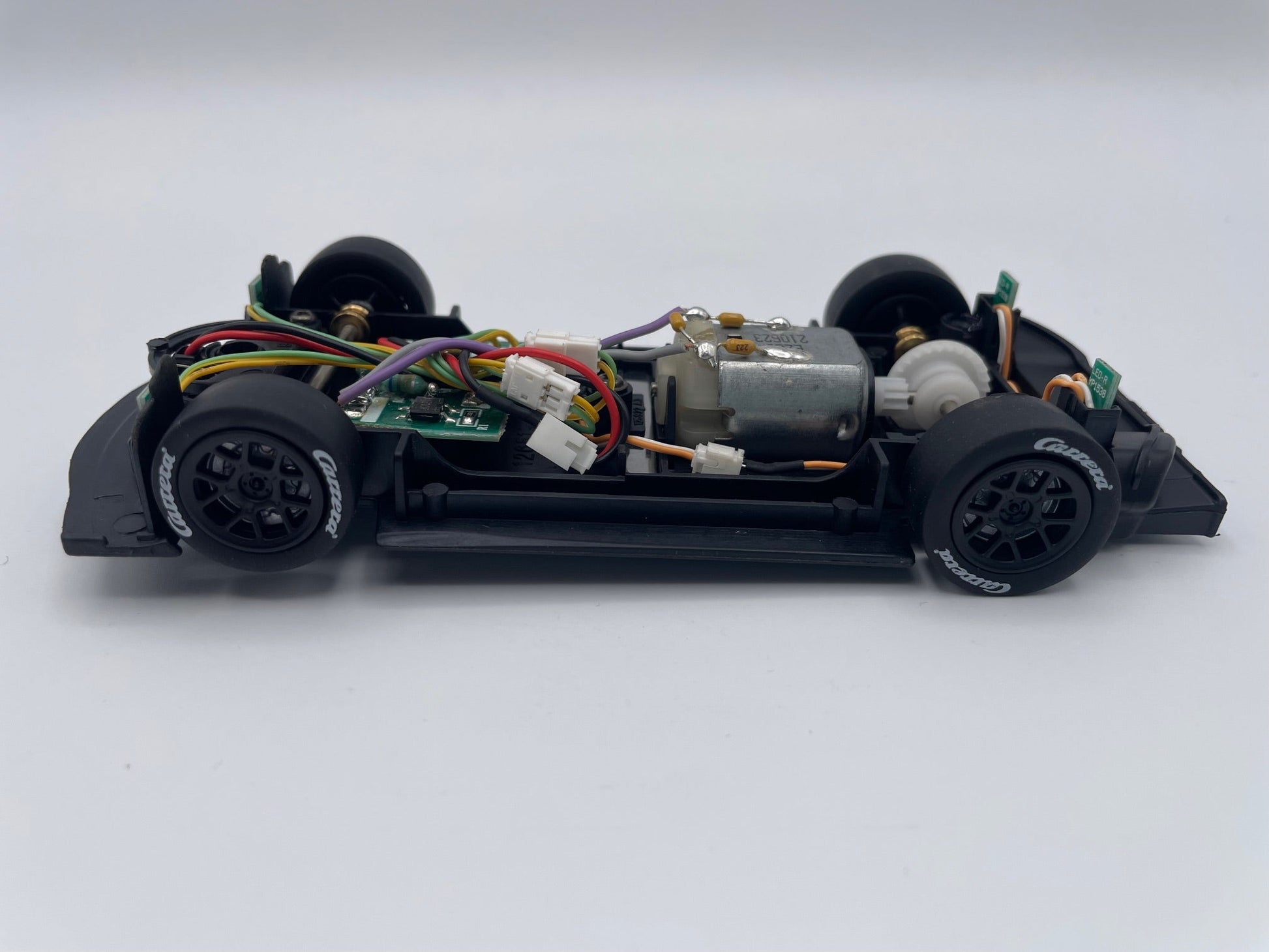 Carrera Evolution | Complete Chassis Assembly | Aston Martin Vantage AMR GT3 / GTE