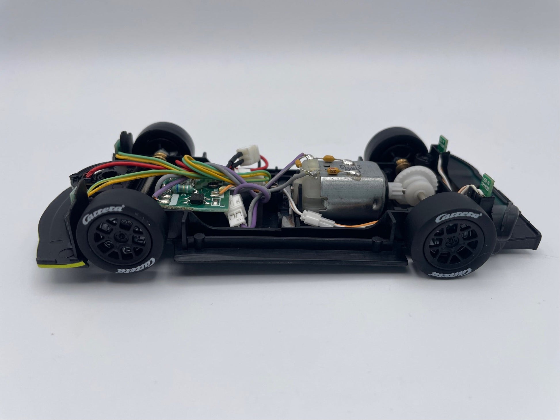 Carrera Evolution | Complete Chassis Assembly | Aston Martin Vantage AMR GT3 / GTE