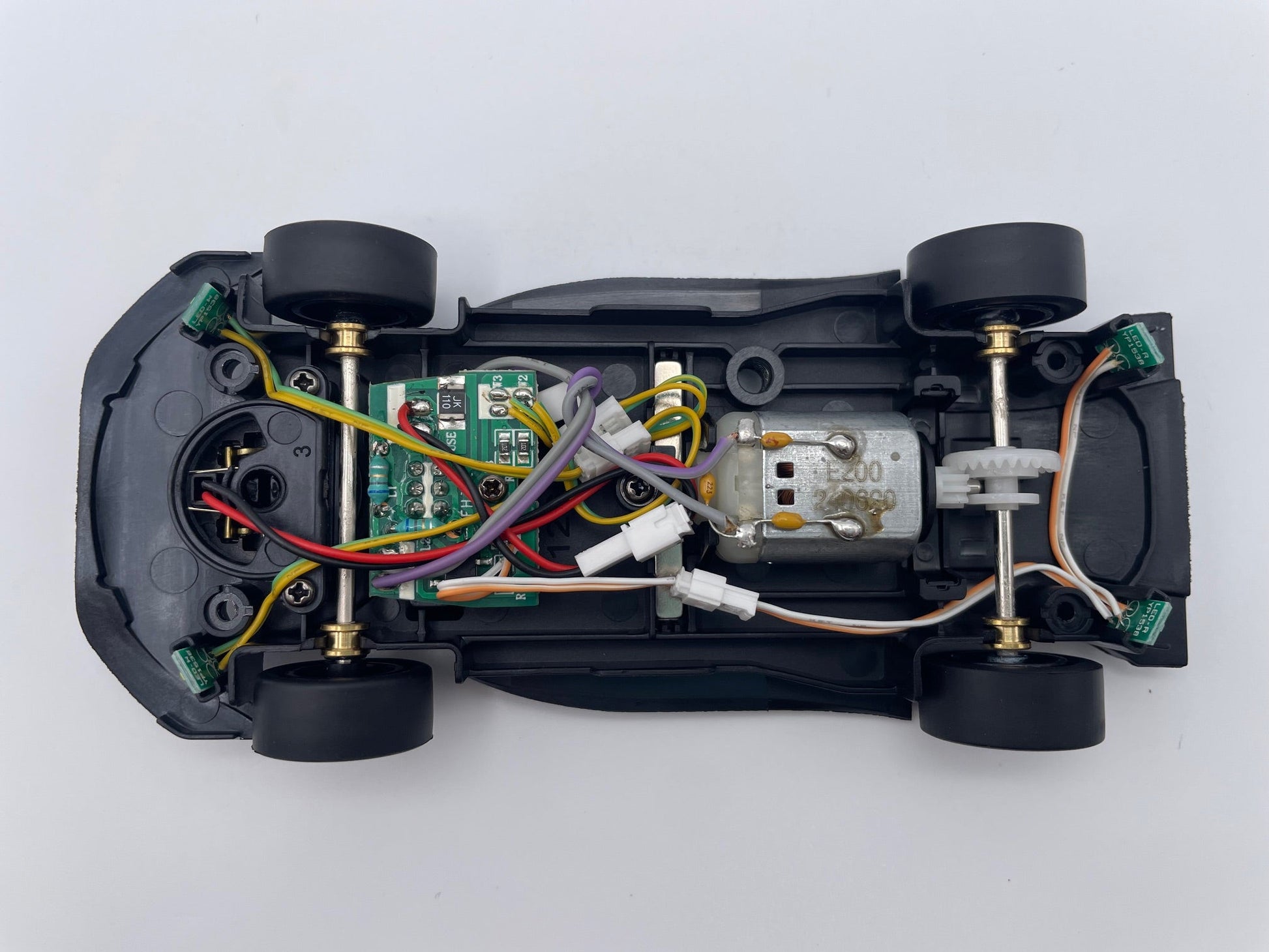 Carrera Evolution | Complete Chassis Assembly | Ferrari 296 GT3