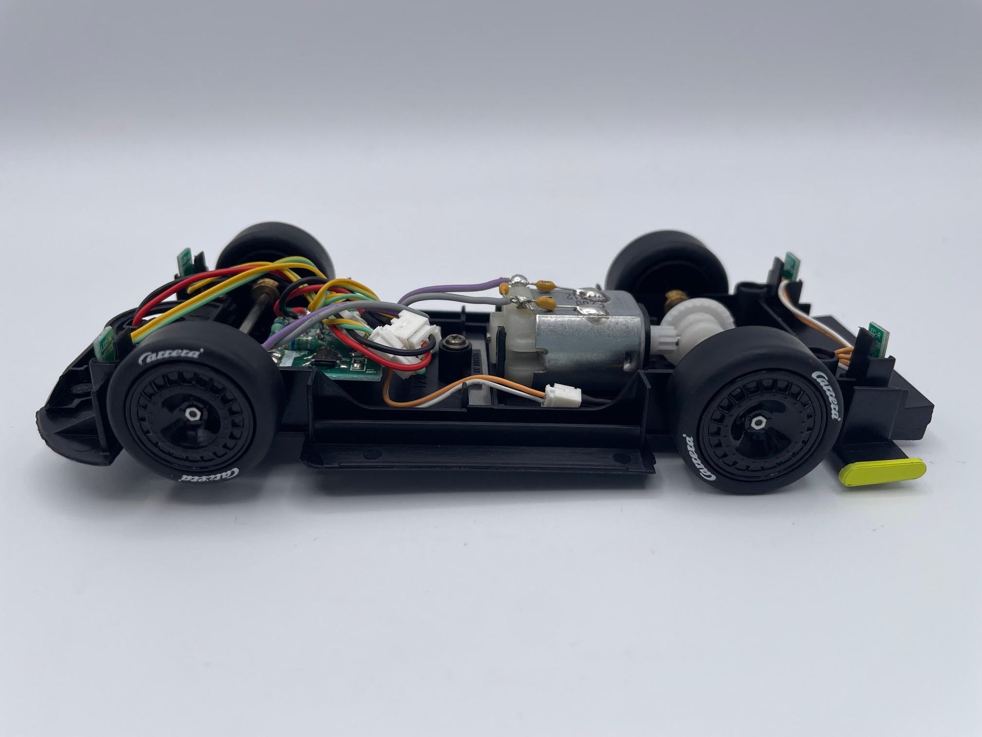 Carrera Evolution | Complete Chassis Assembly | Ford Mustang GTY