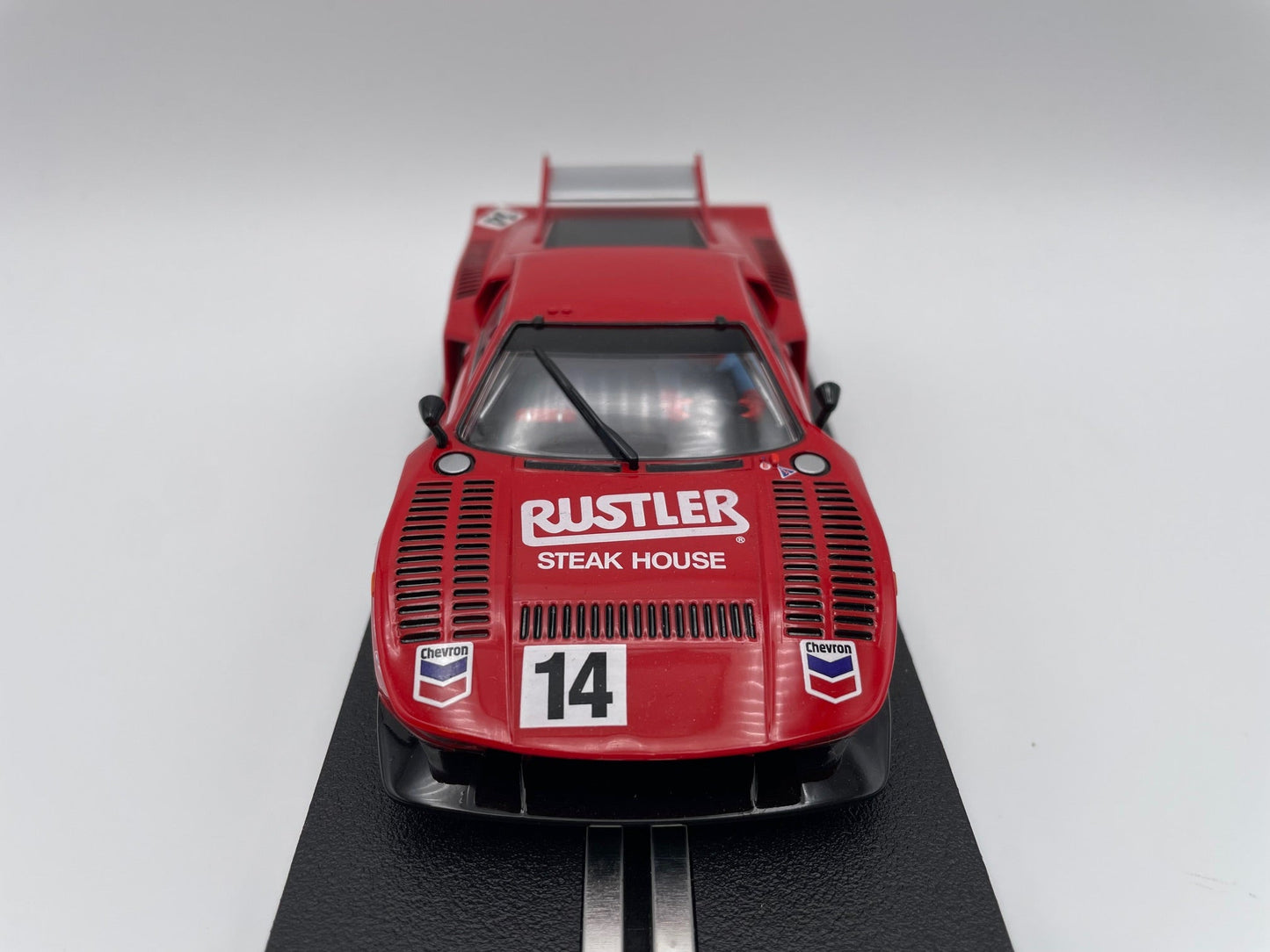 Carrera Evolution - DeTomaso Pantera - #14 Rustler Steak House - 27672 Unboxed