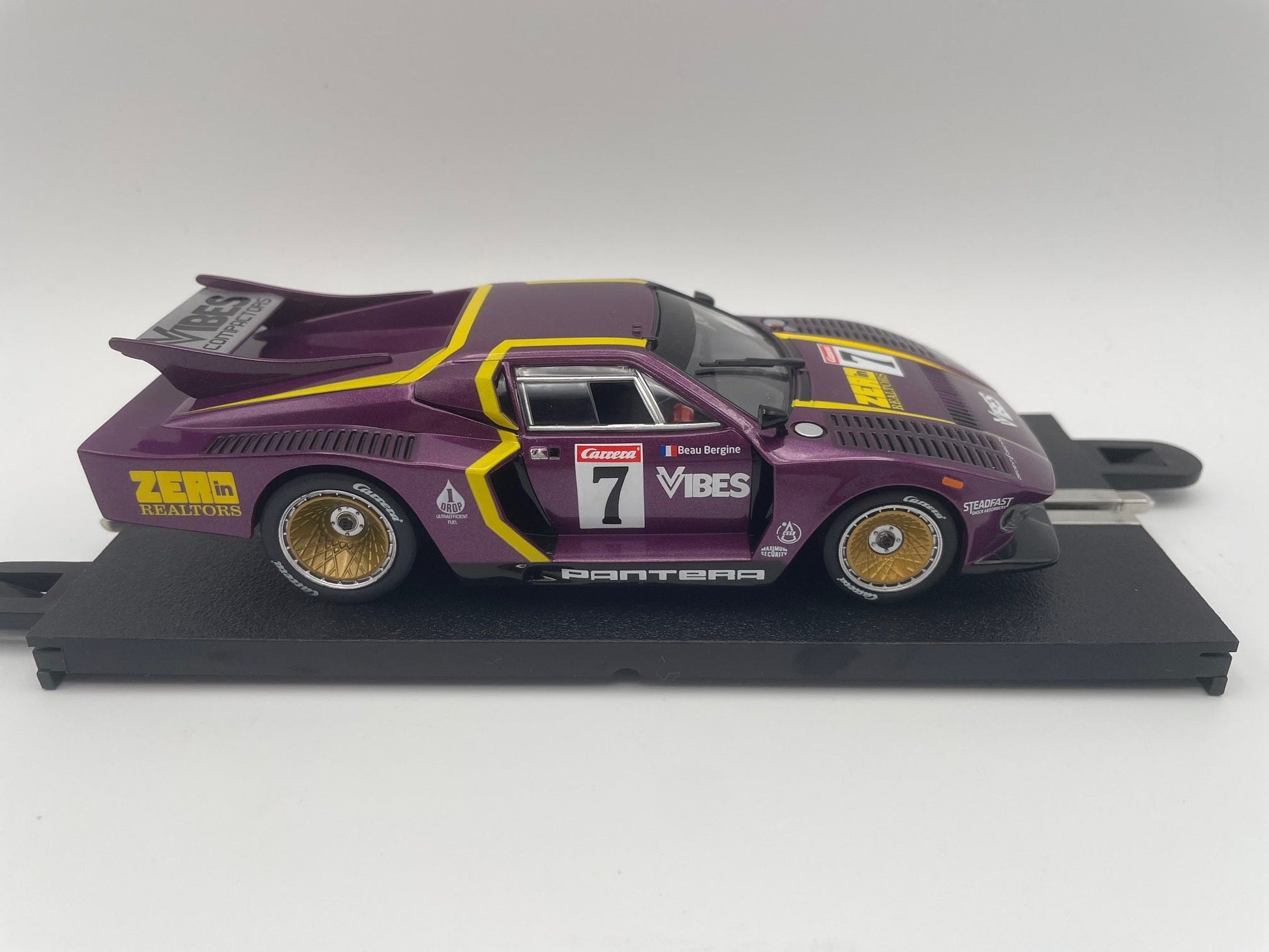 Carrera Evolution - DeTomaso Pantera - #7 Vibes - 27720 Unboxed