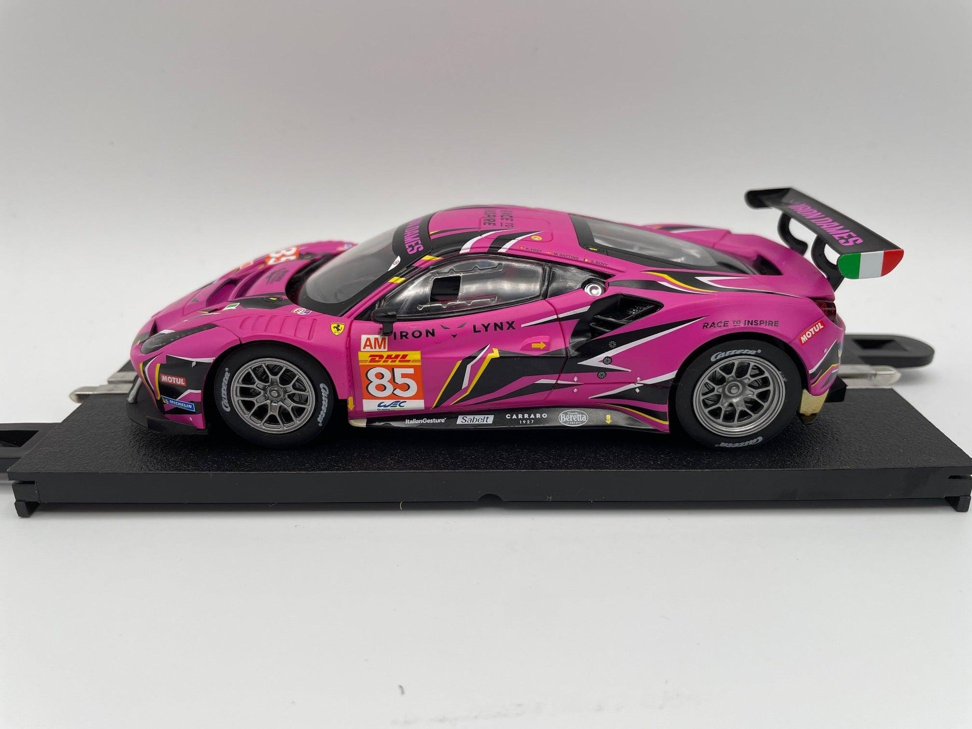 Carrera Evolution - Ferrari 488 GT3 - #85 Iron Dames - Spa 2022 - 27750 Unboxed