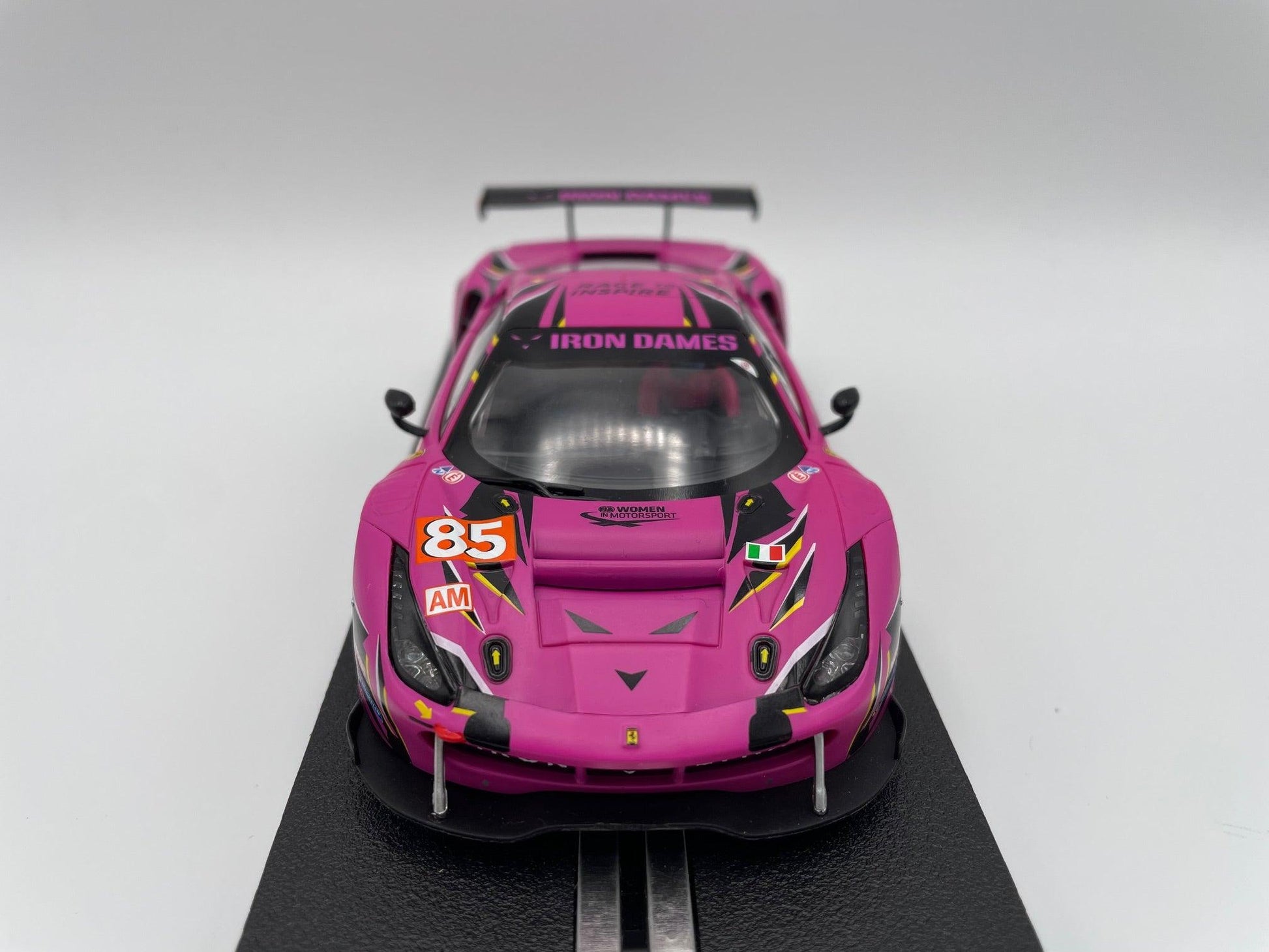 Carrera Evolution - Ferrari 488 GT3 - #85 Iron Dames - Spa 2022 - 27750 Unboxed