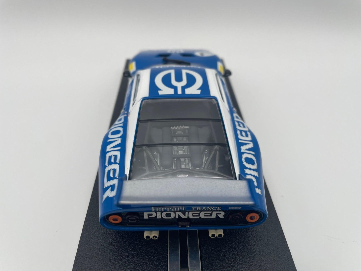 Carrera Evolution - Ferrari 512 BB LM - #71 Pioneer - Le Mans 1982 - 27726 Unboxed