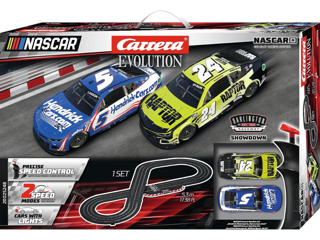 Carrera Evolution - NASCAR Darlington Showdown - Slot Car Racing Set - Camaro NextGen ZL1 - 25248